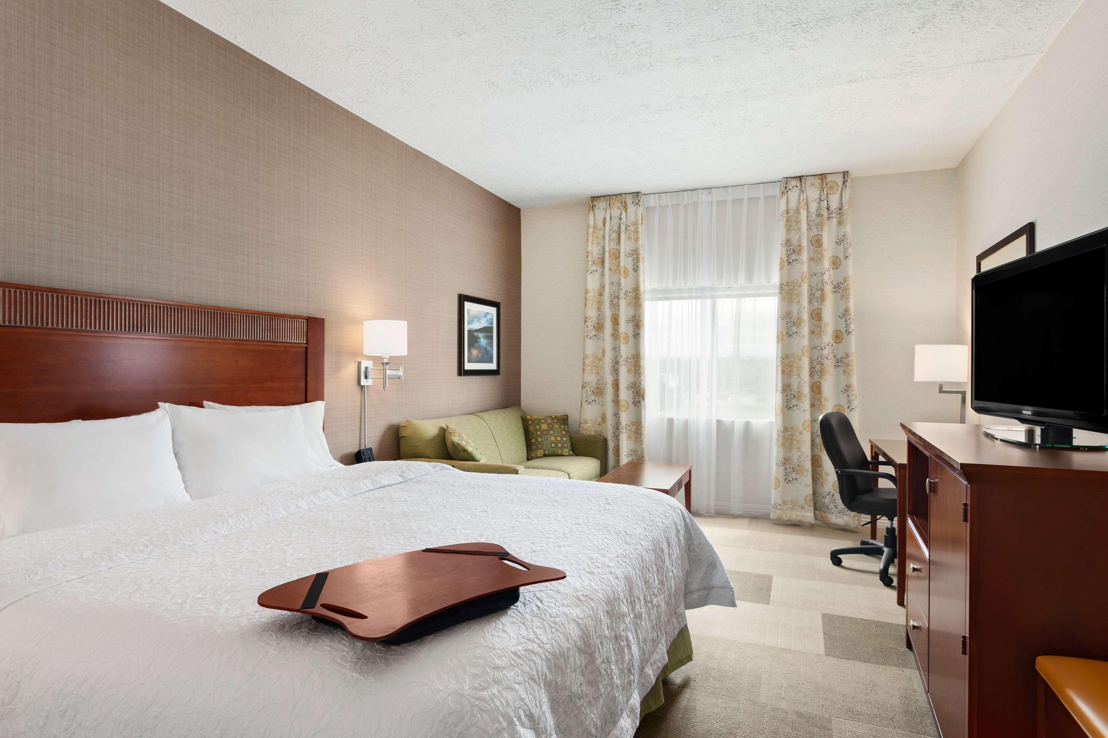 Hampton Inn Burlington - Colchester Exterior foto